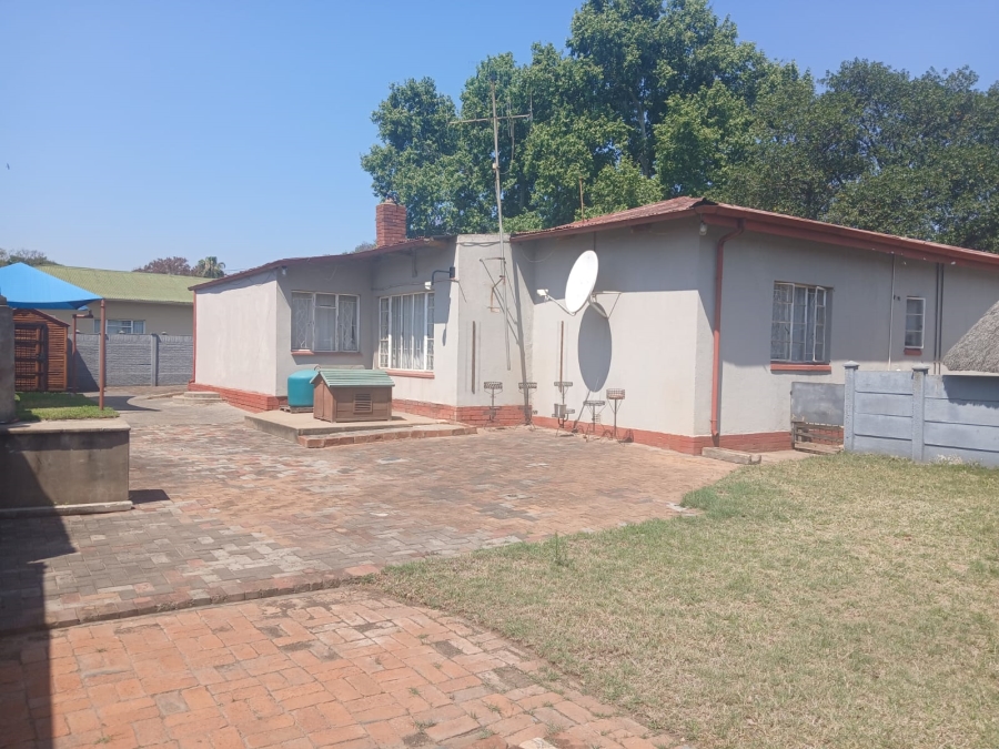 4 Bedroom Property for Sale in Bodorp North West